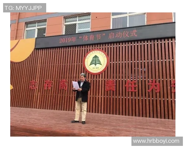 用彩铅精细勾画足球球星风采展现球场激情与个人魅力 用彩铅精细勾画足球球星风采展现球场激情与个人魅力