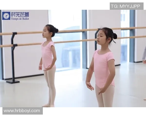 足球球星是否能跳芭蕾舞 他们的身体协调性和柔韧性能否应对舞蹈挑战 足球球星是否能跳芭蕾舞 他们的身体协调性和柔韧性能否应对舞蹈挑战