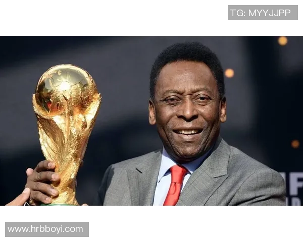 全球足坛经典传奇：老一辈足球巨星前十排名与辉煌事迹解析