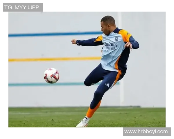 足球卡片收藏新宠:探索姆巴佩球星卡的独特魅力与价值 足球卡片收藏新宠:探索姆巴佩球星卡的独特魅力与价值